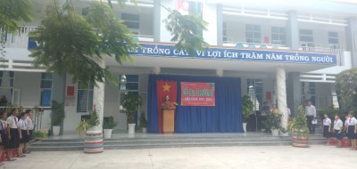 Lễ ra trường học sinh lớp 5 năm học 2019 - 2020