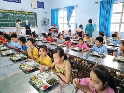 Tổ chức bán trú và học 2 buổi/1 ngày từ ngày 25/04/2022