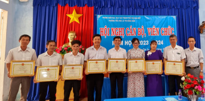 Hội nghị Cán bộ Công chức - Viên chức năm học 2023 - 2024