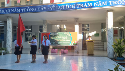 Kỉ niệm 65 năm Ngày hội kế hoạch nhỏ - Ý nghĩa lớn. Cuộc thi rung chuông vàng Khối 4 và Khối 5